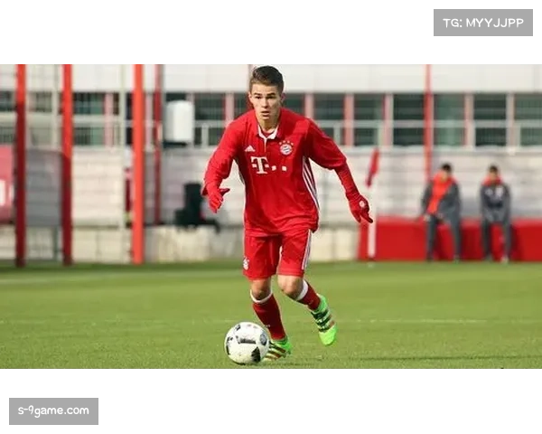 拜仁青训体系持续输出 年轻球员轮换保障阵容活力